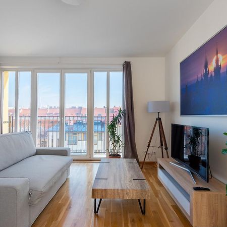 Sunny Safron Apartment Прага Экстерьер фото